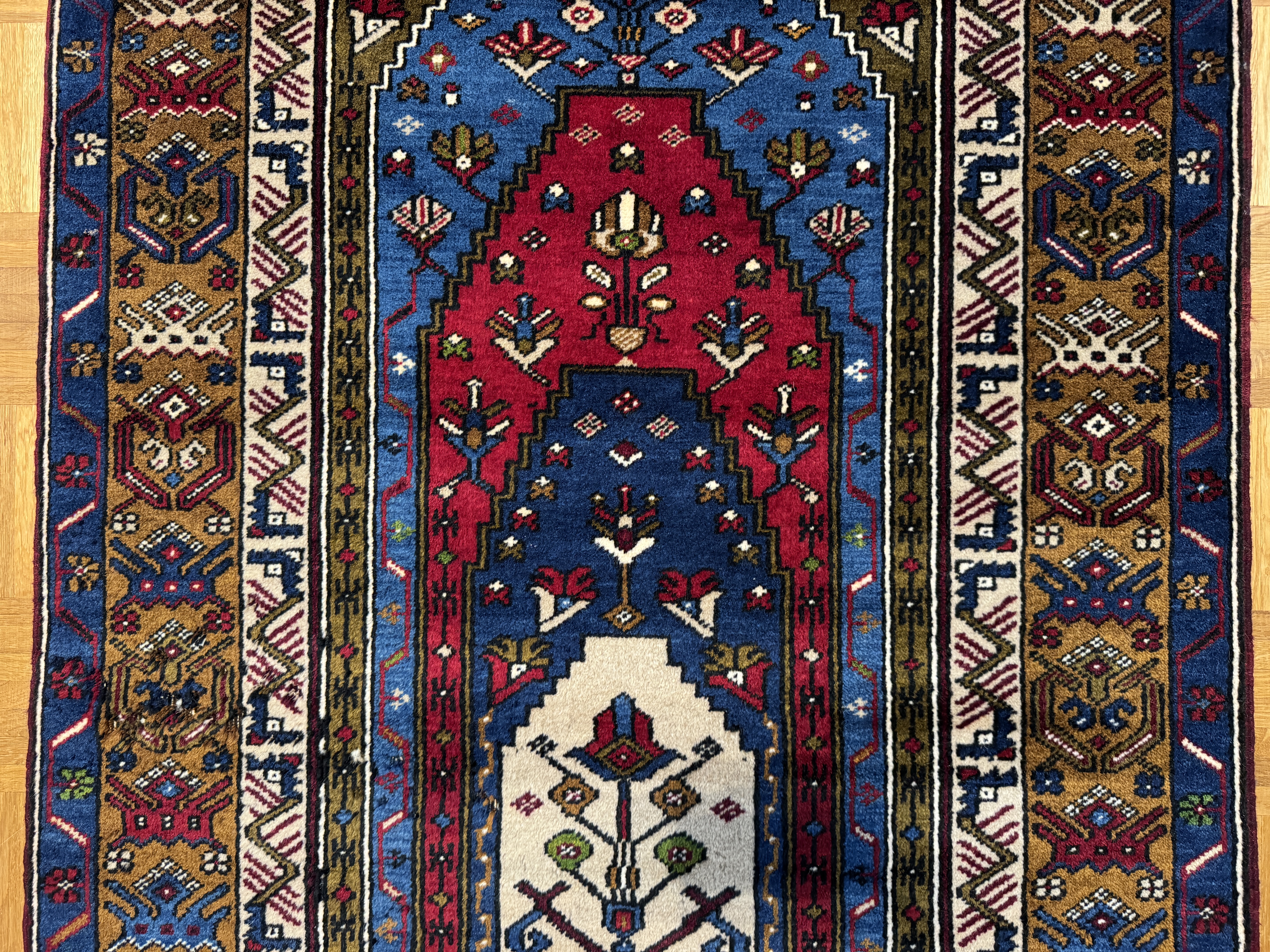 Melas 160 x 98