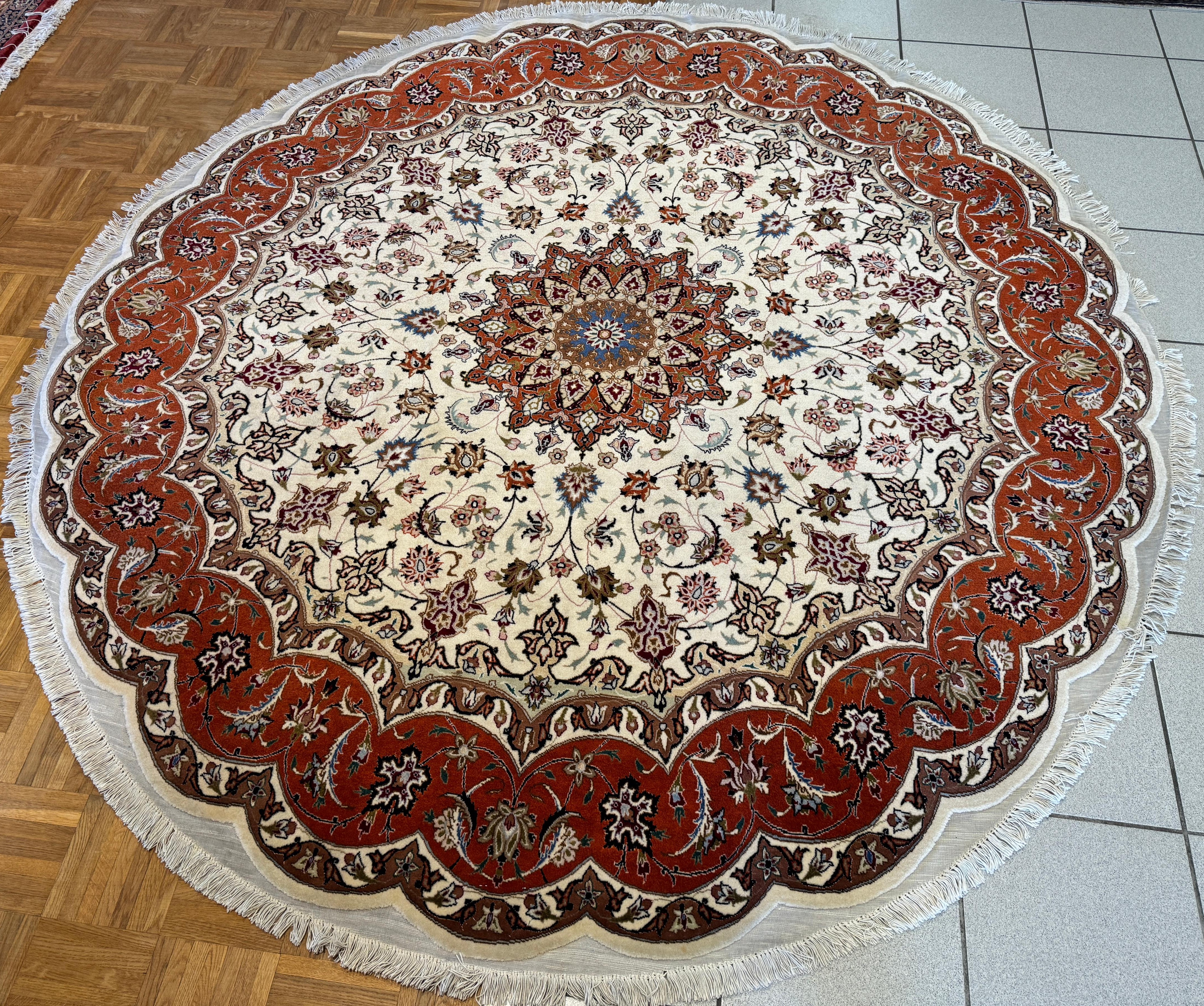 Tebris mit Seide *mit Seide* 205 x 205