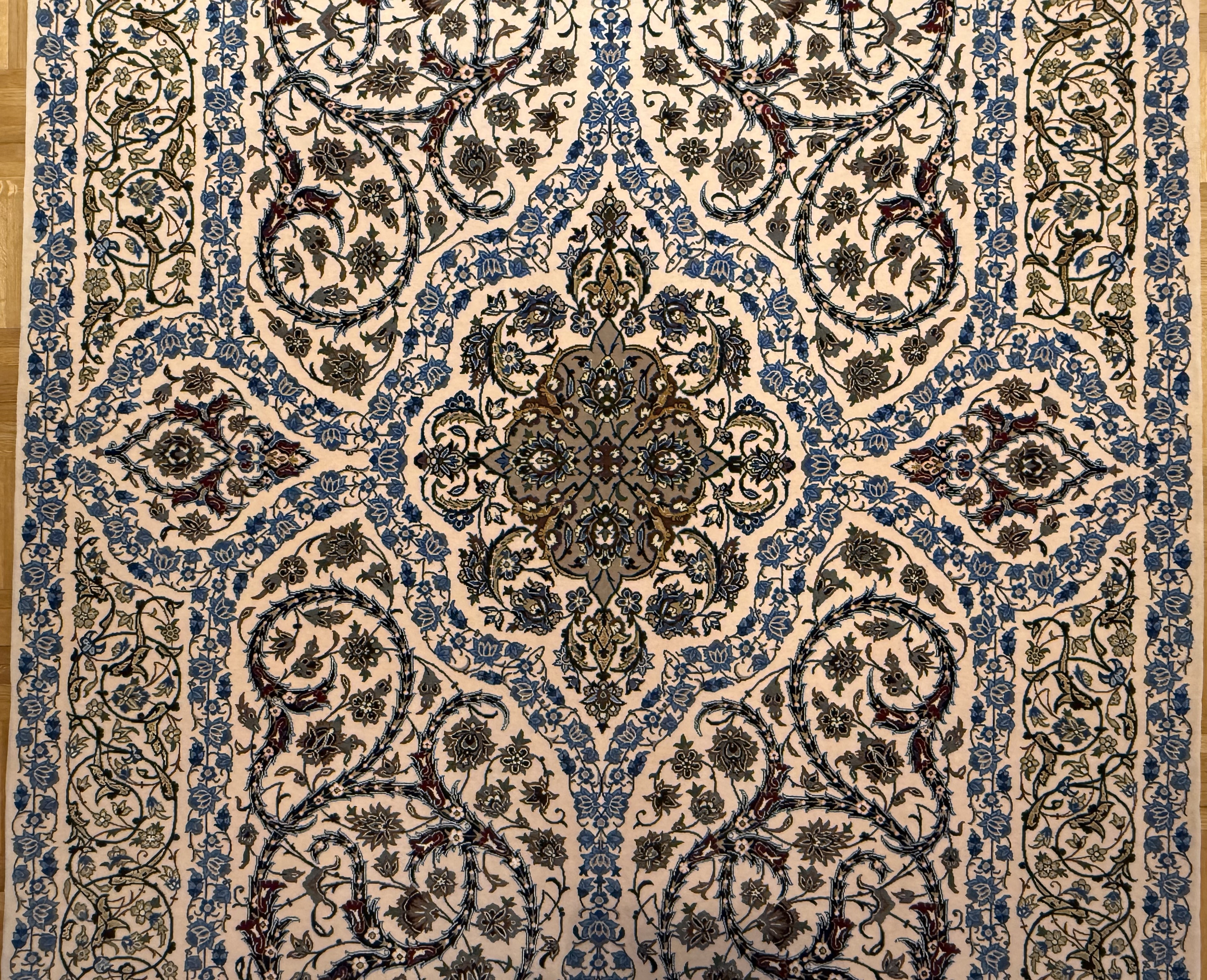 Isfahan *mit seide**signiert* 215 x 144