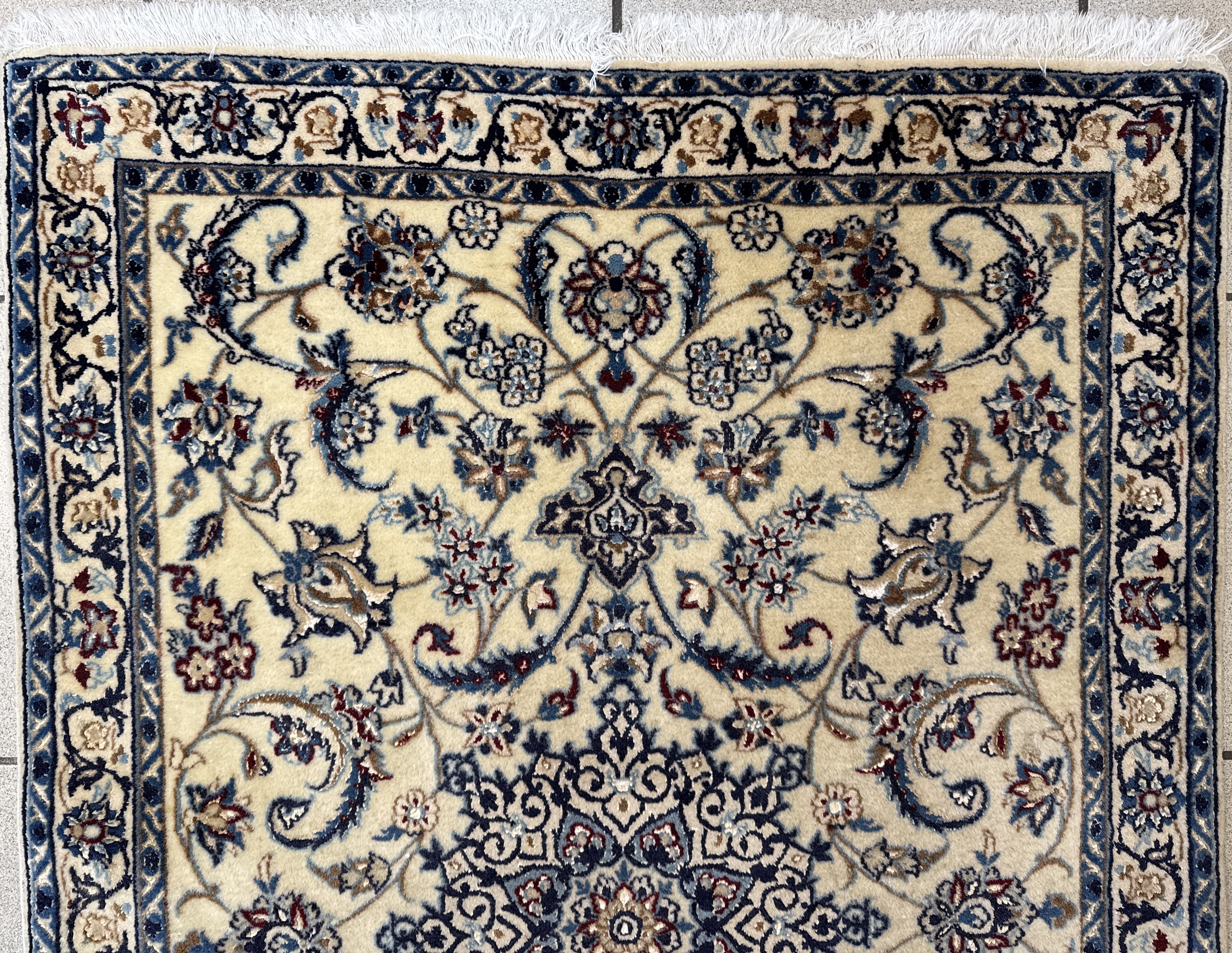 Nain *mit Seide 108 x 78