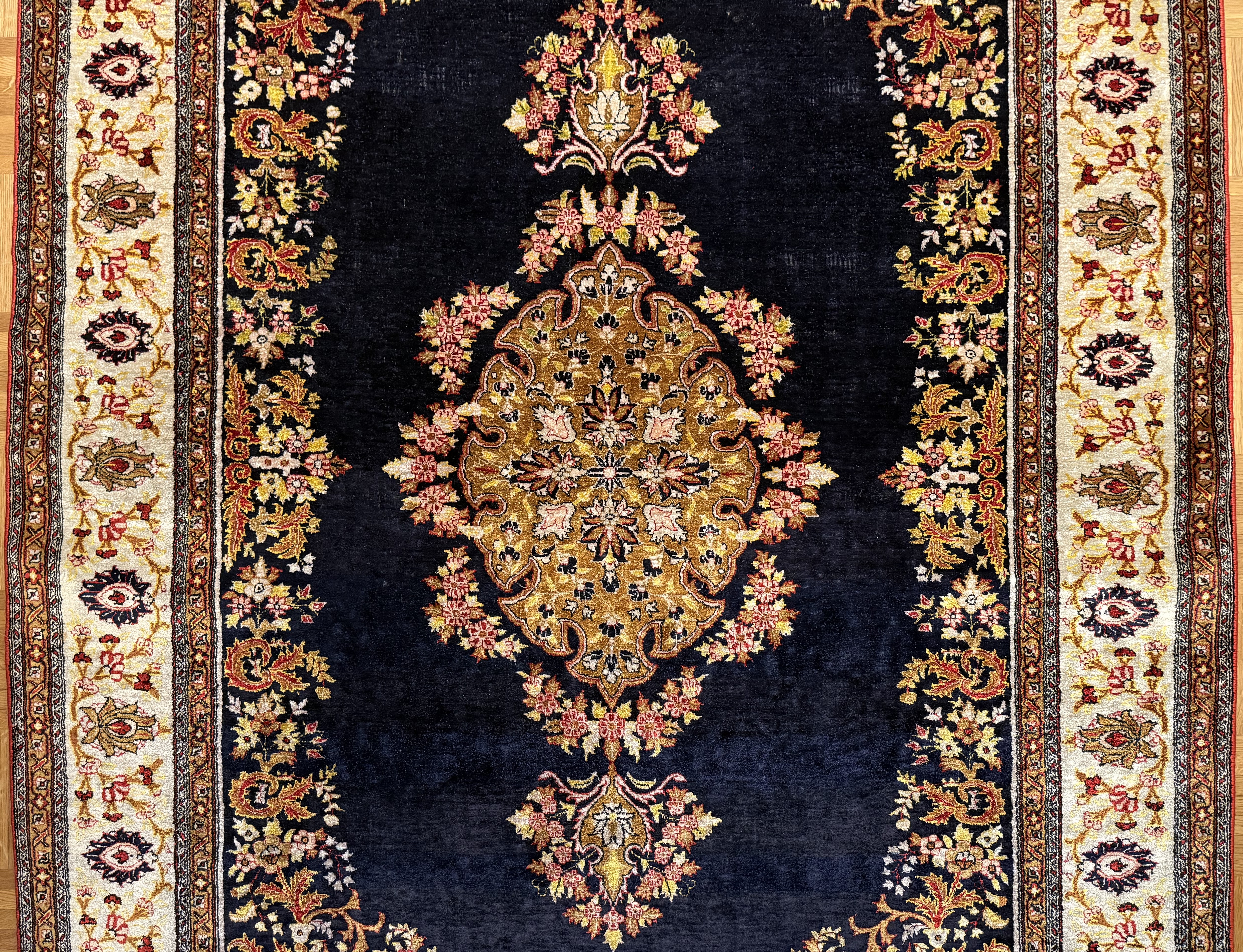 Ghom Seide *seide* 224 x 140