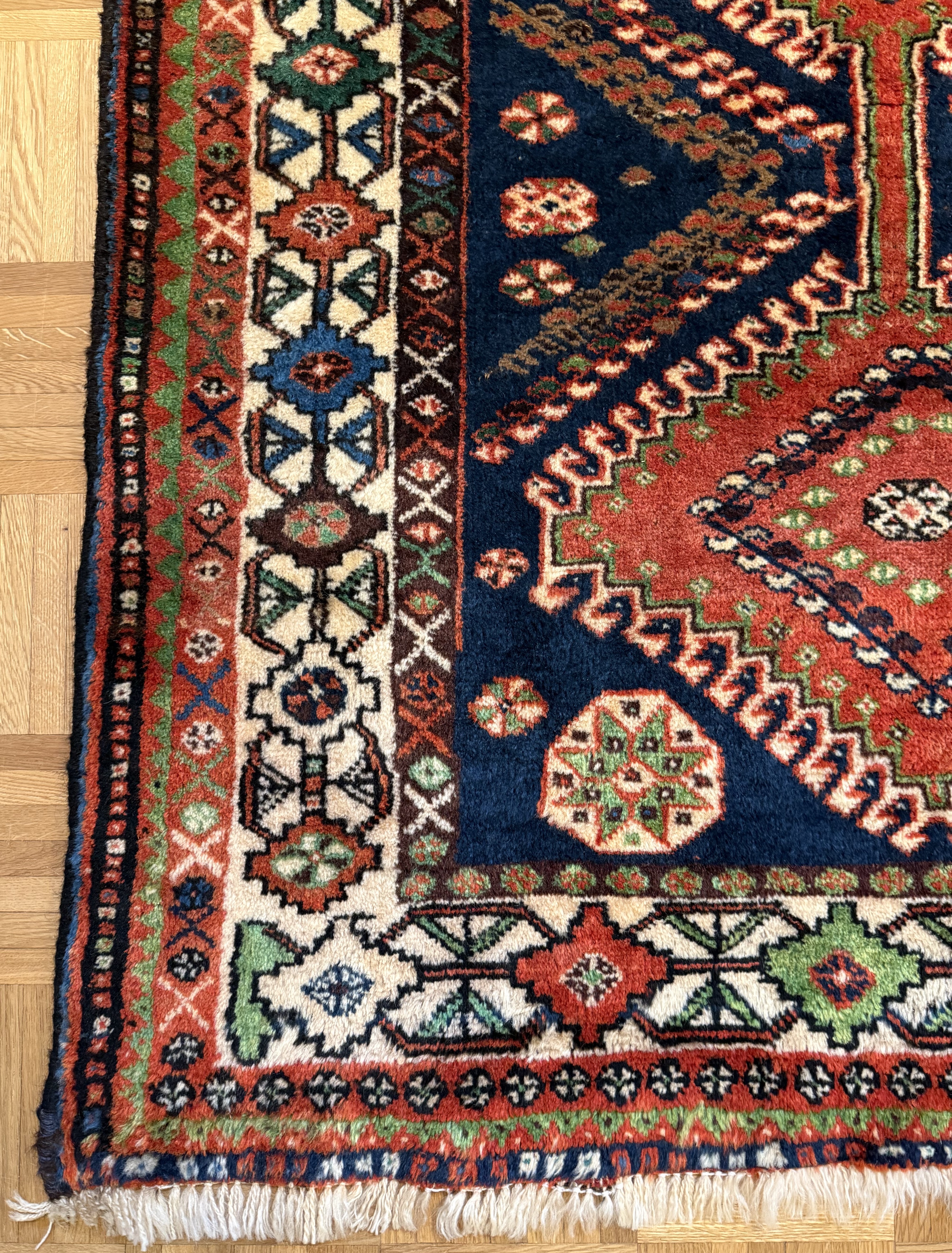 Ghashgai 285 x 208