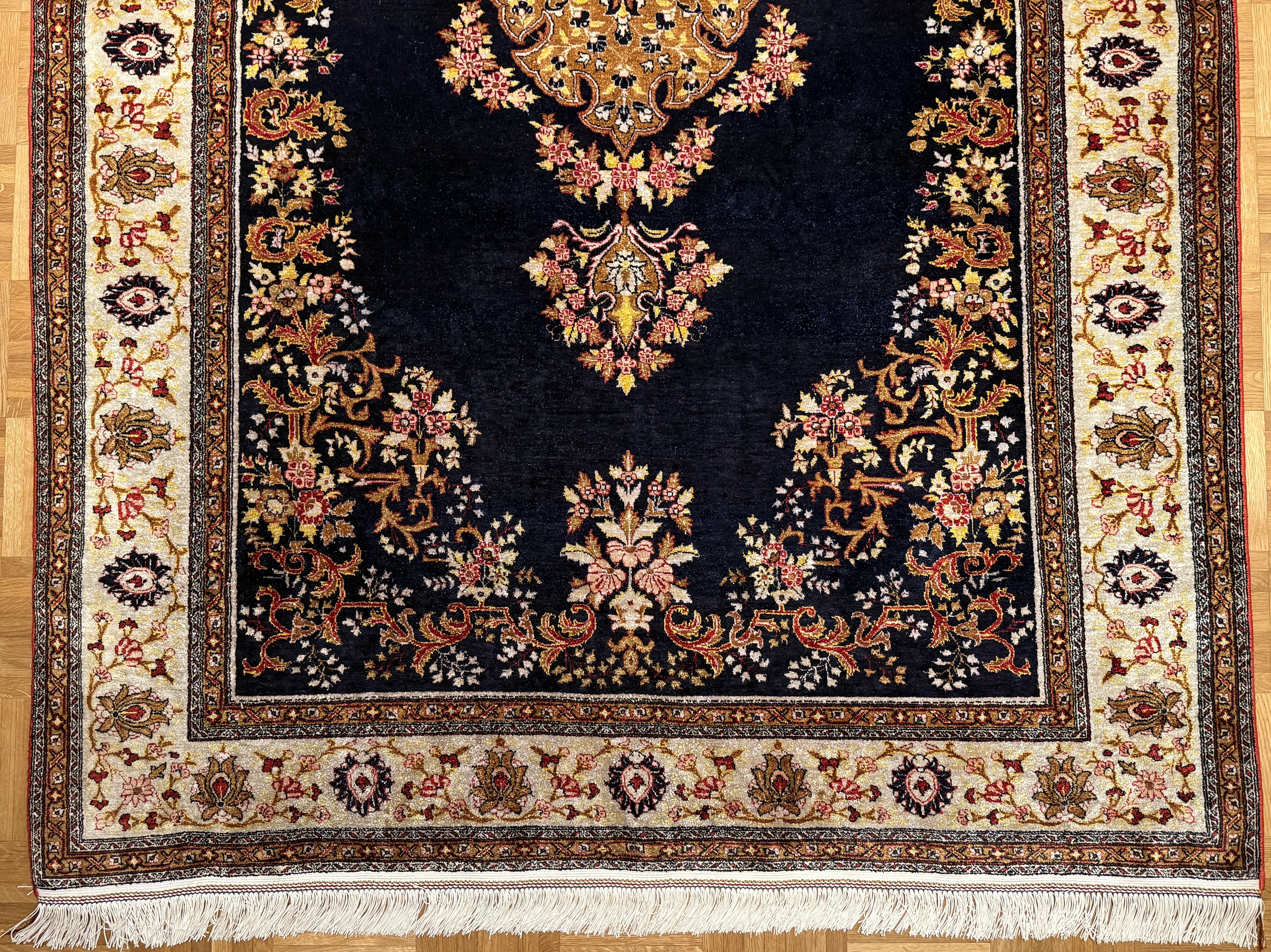 Ghom Seide *seide* 224 x 140