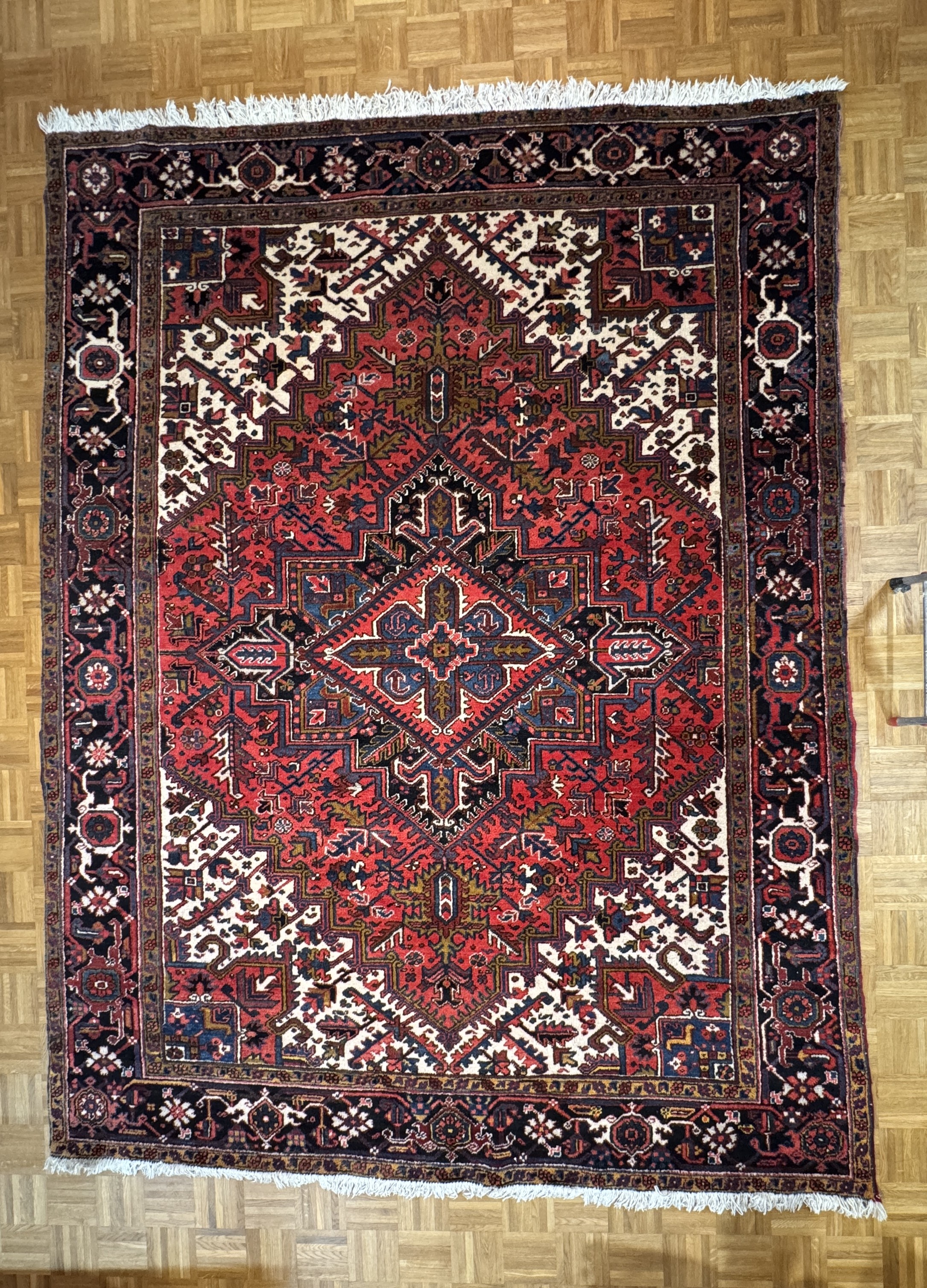 Heris - Persien* 3,30x2,45cm