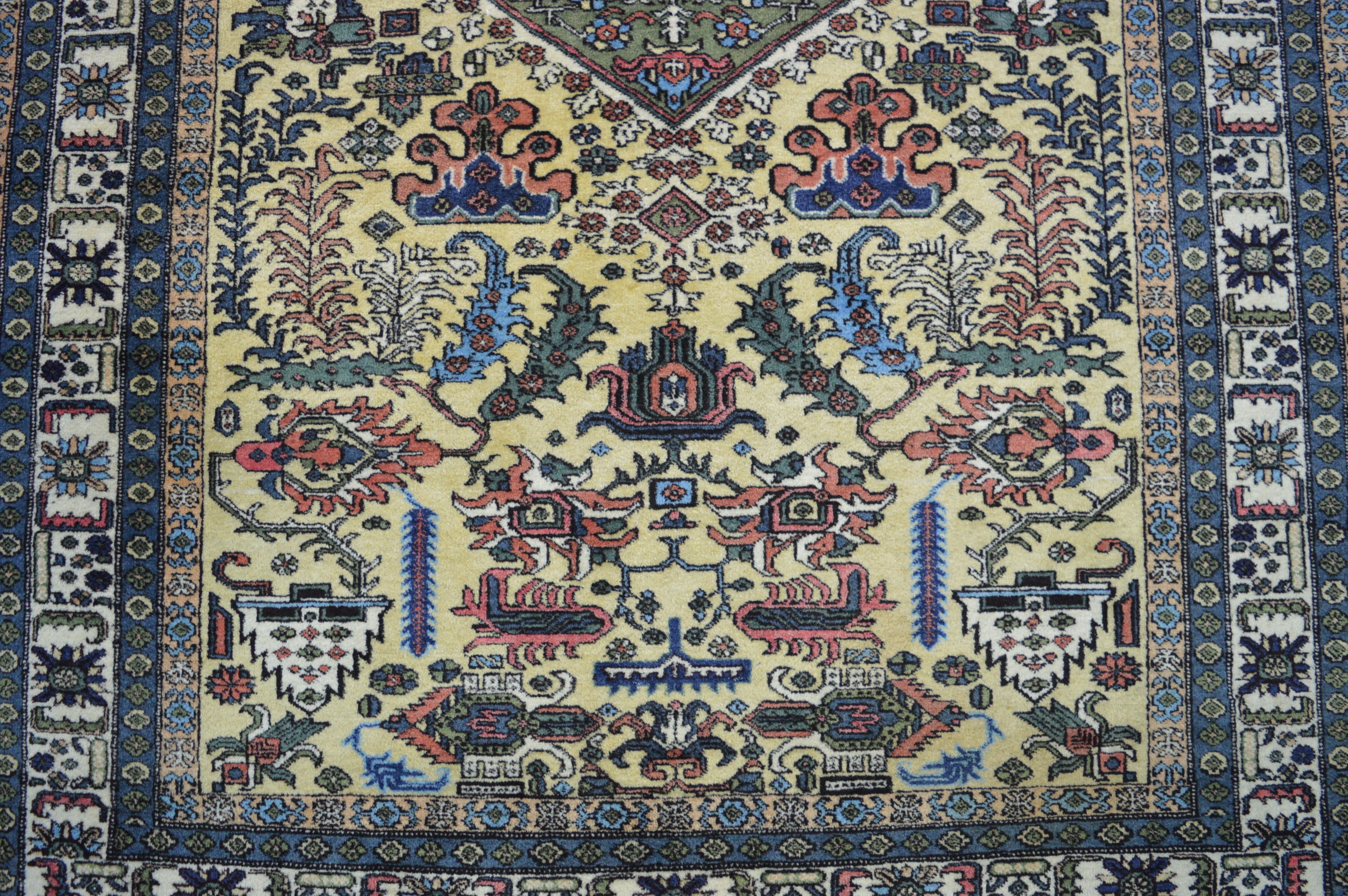Ardebil  283 x 168 