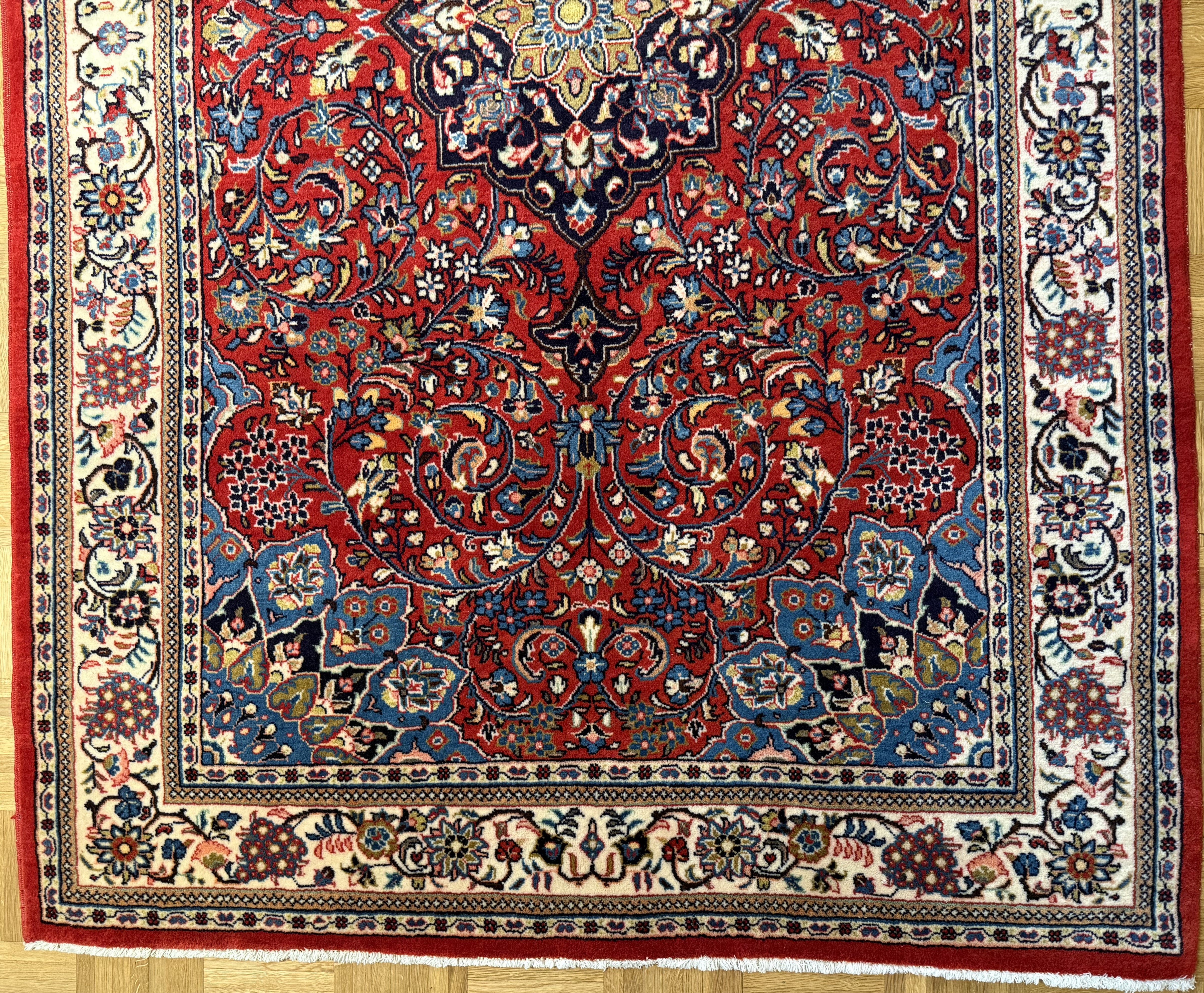 Saruk 220x136 Sarough 