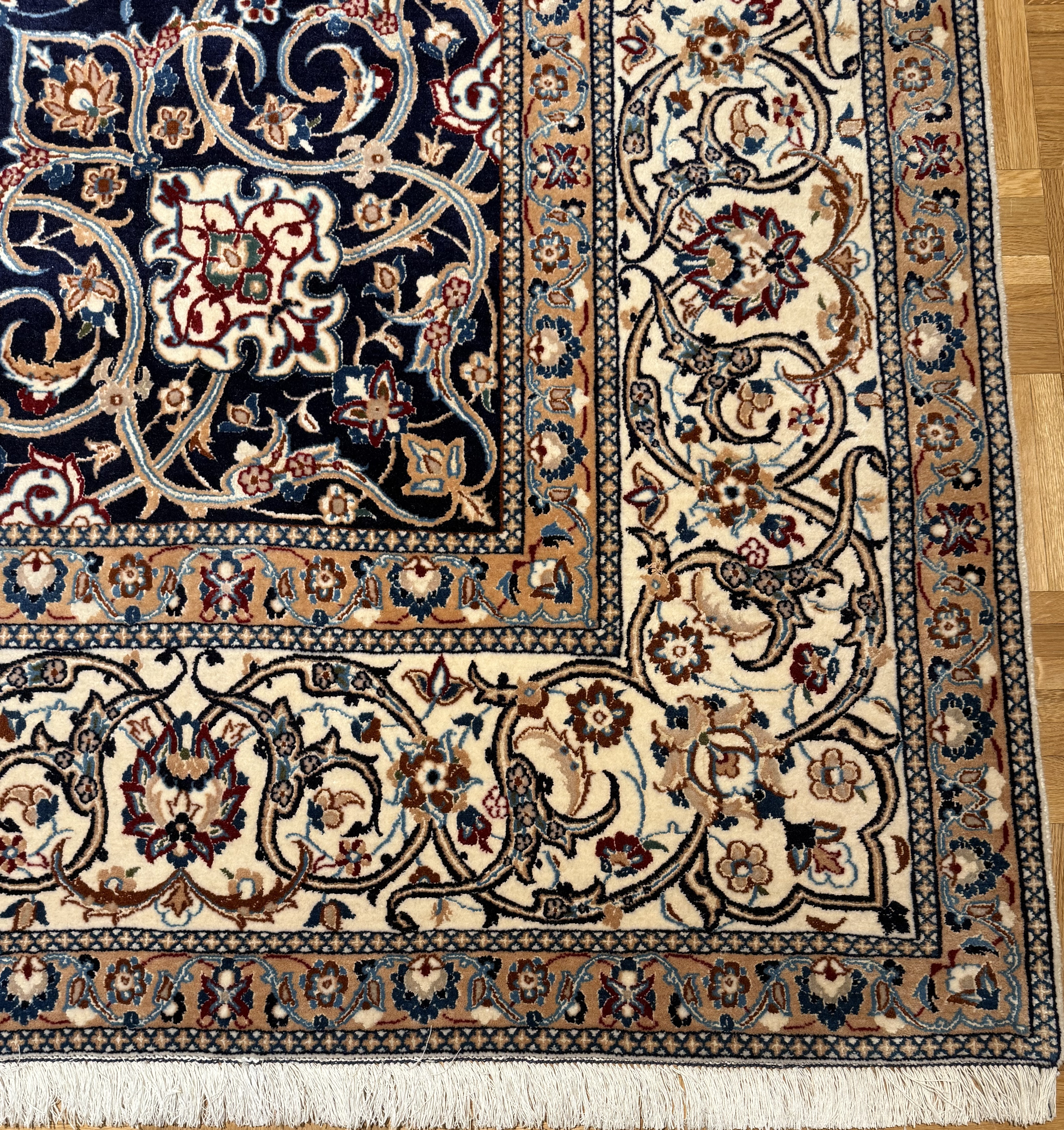 Nain *mit Seide**neu* 260 x 250