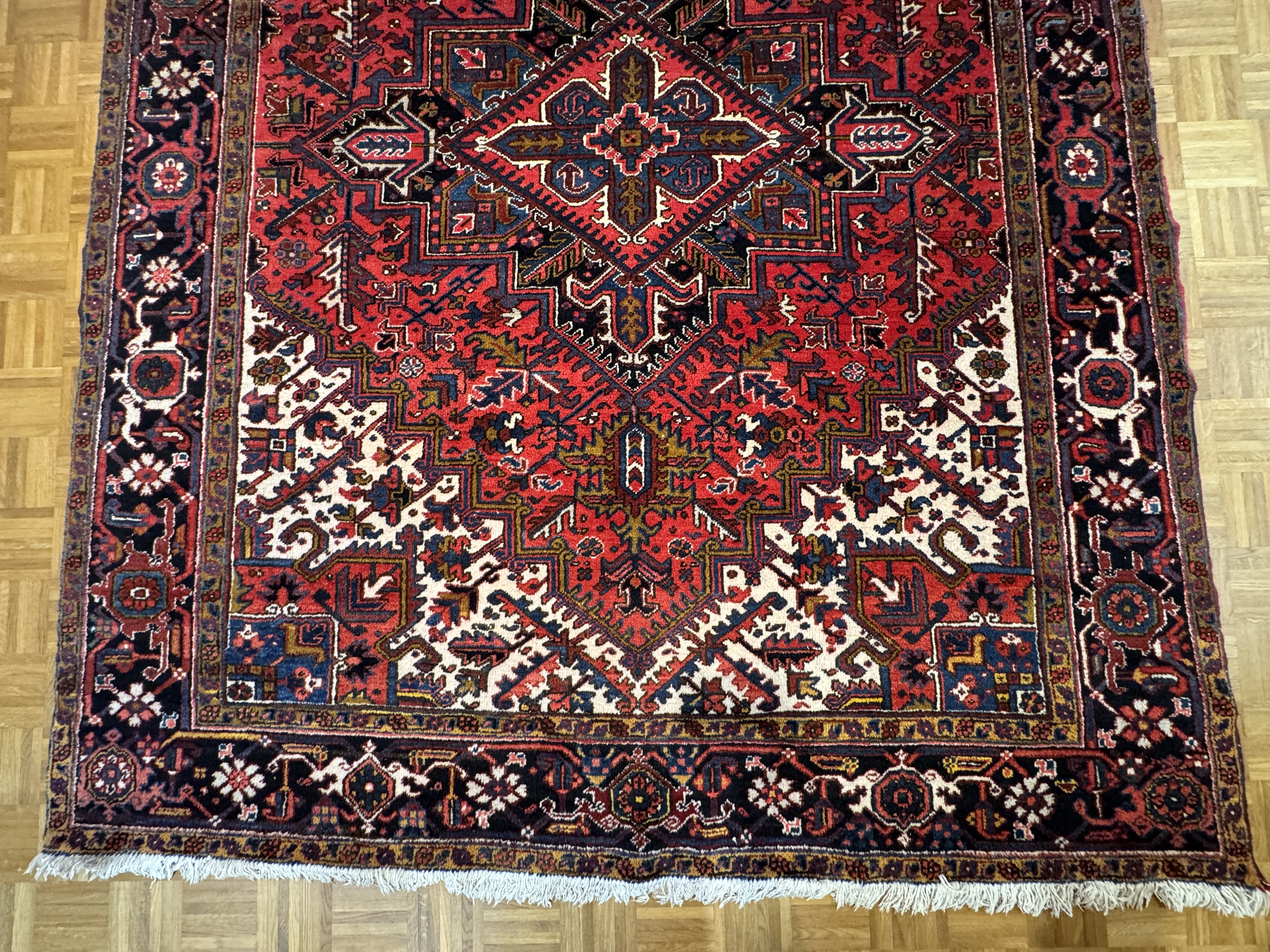 Heris - Persien* 3,30x2,45cm