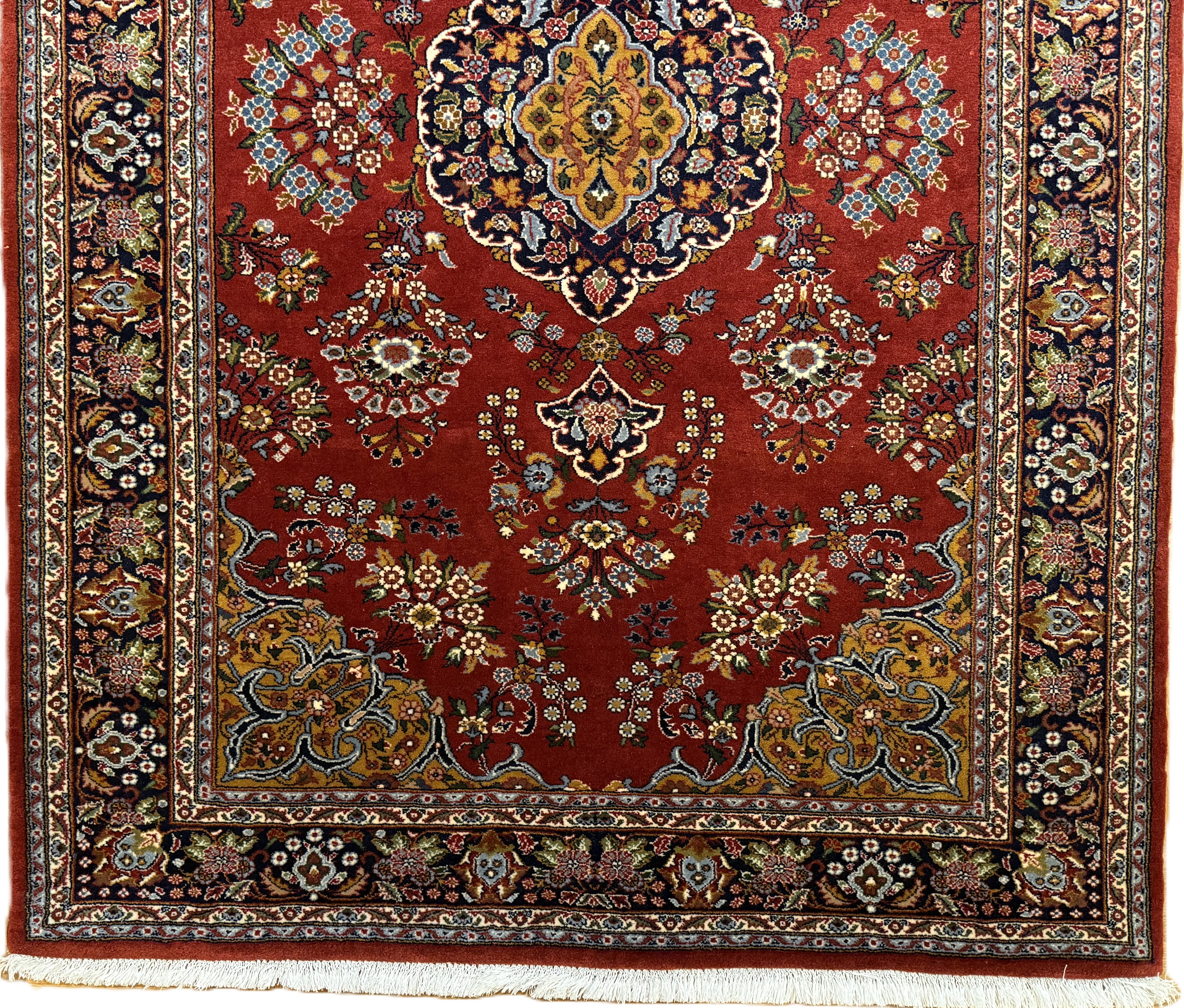 Indo-Keschan 160 x 107