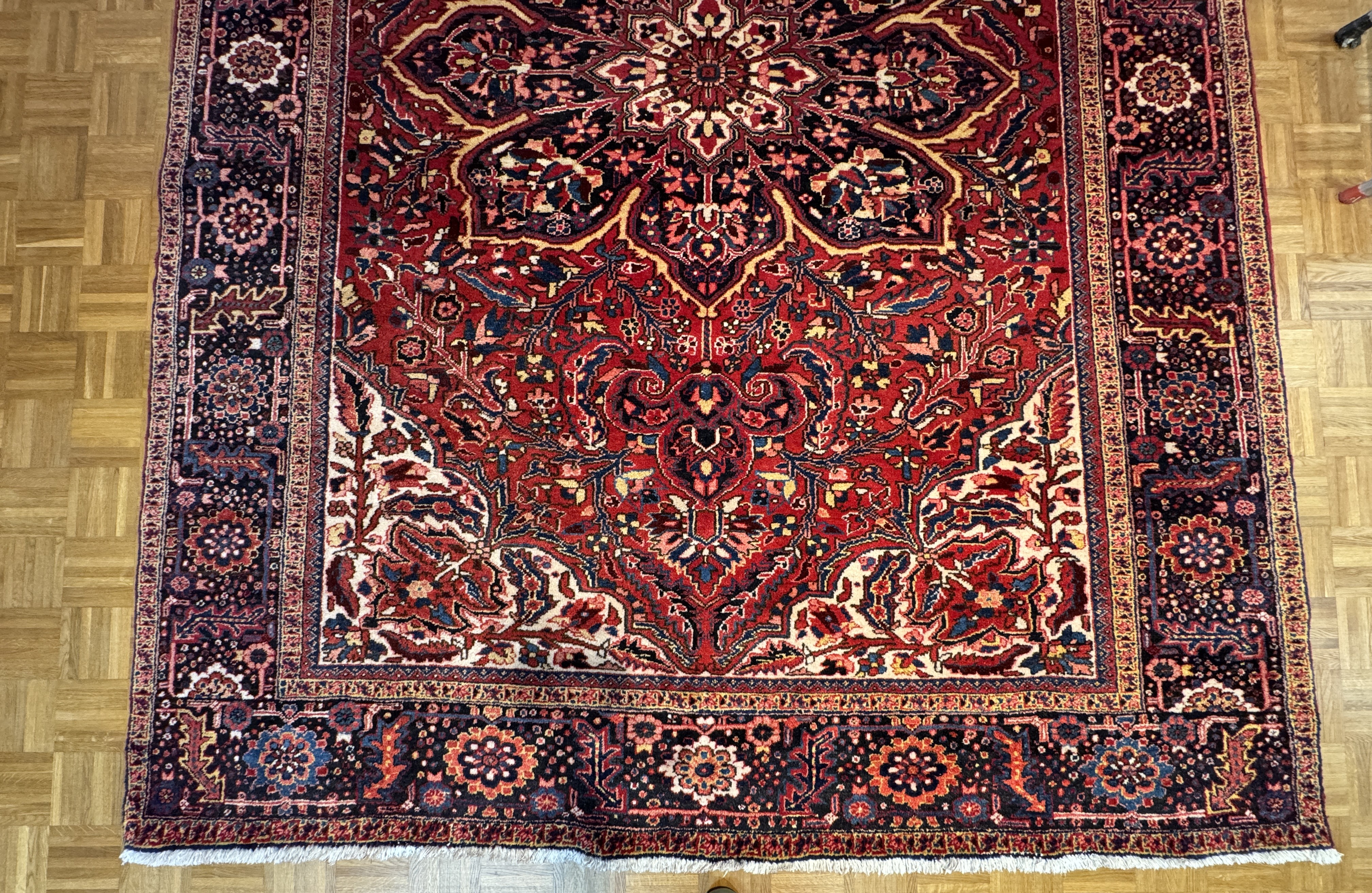 Heris - Persien* 3,60x2,60cm