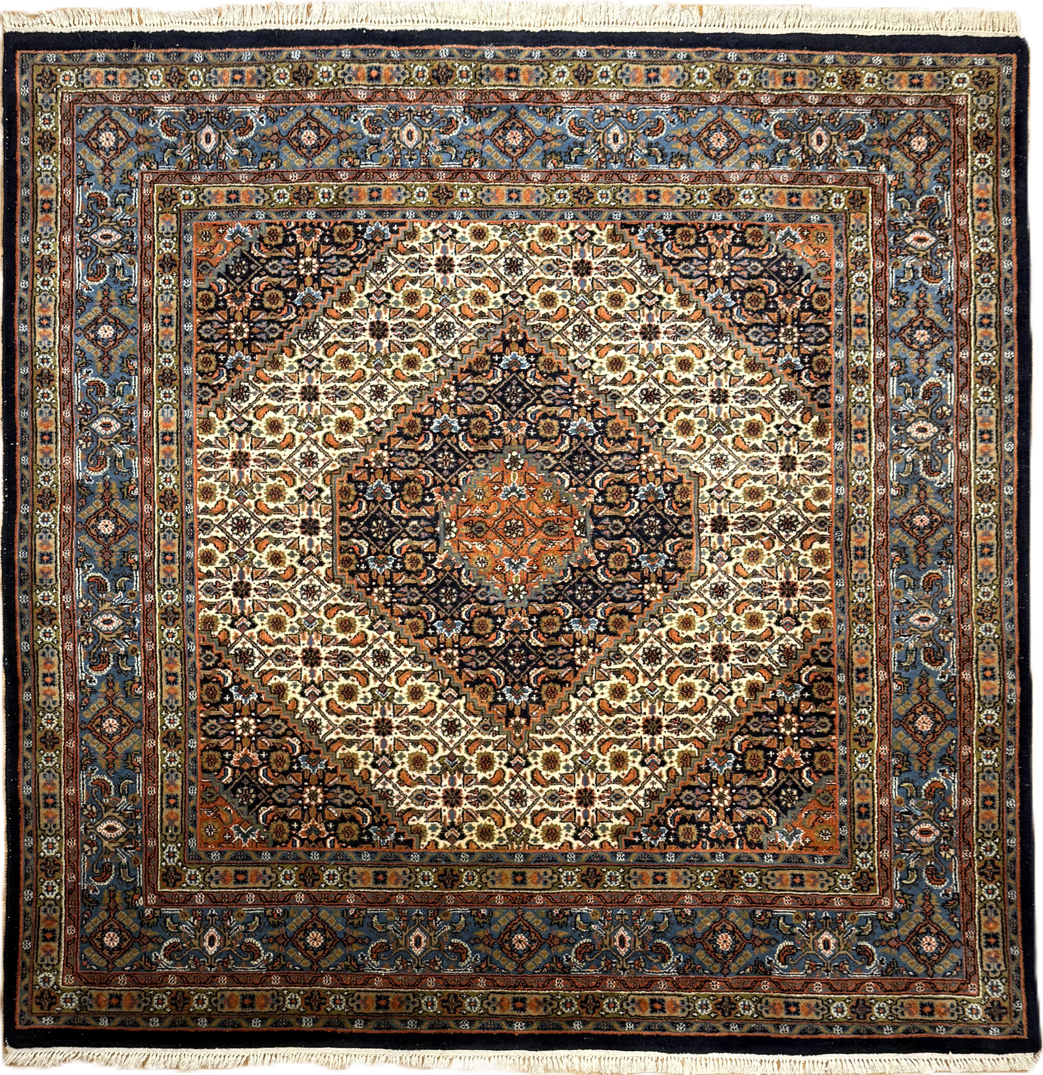 Moud Quadrat 196 x 195