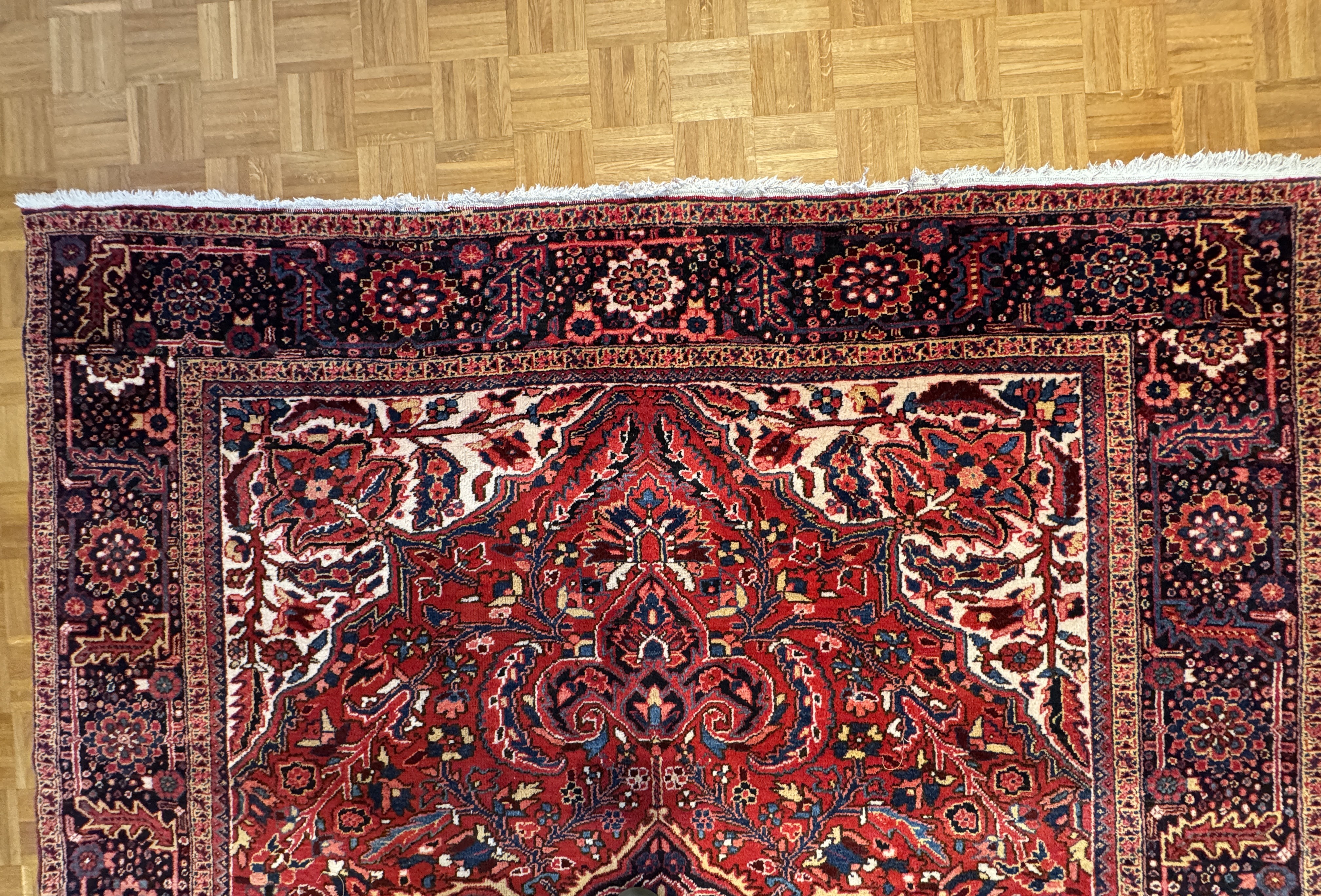 Heris - Persien* 3,60x2,60cm