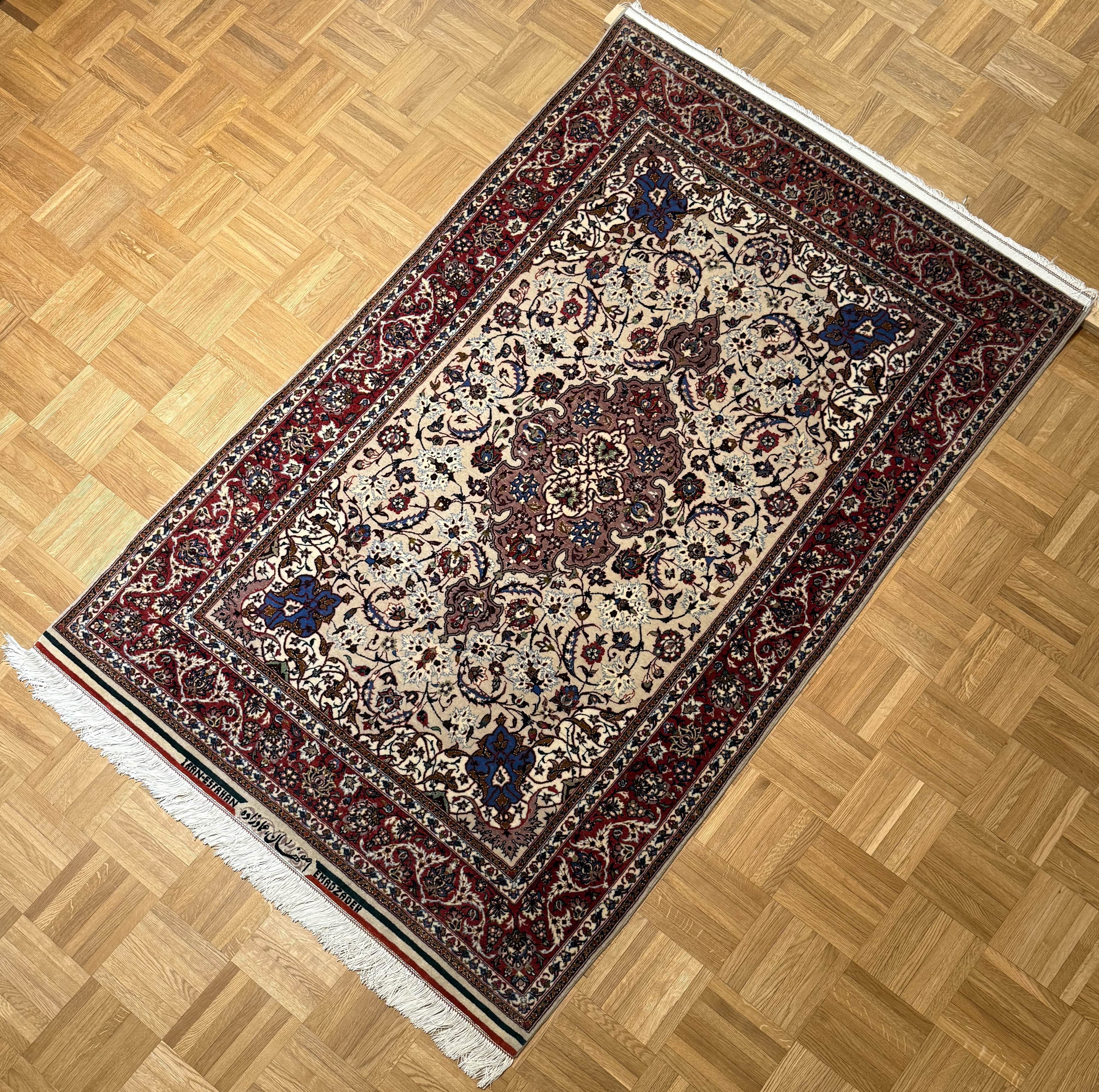 Isfahan *mit seide**signiert* 175 x 105