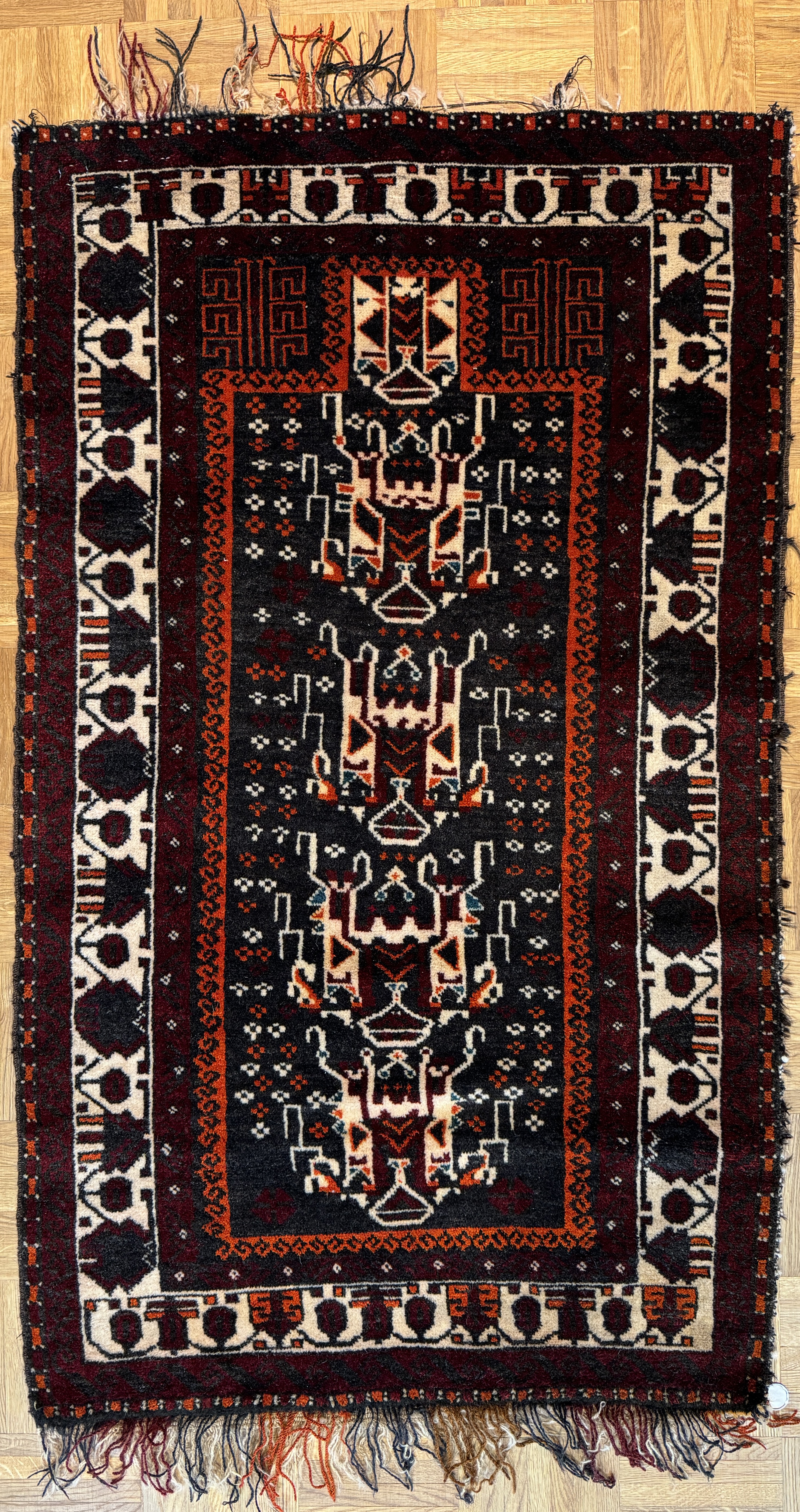 Belutch *antik* 130 x 79