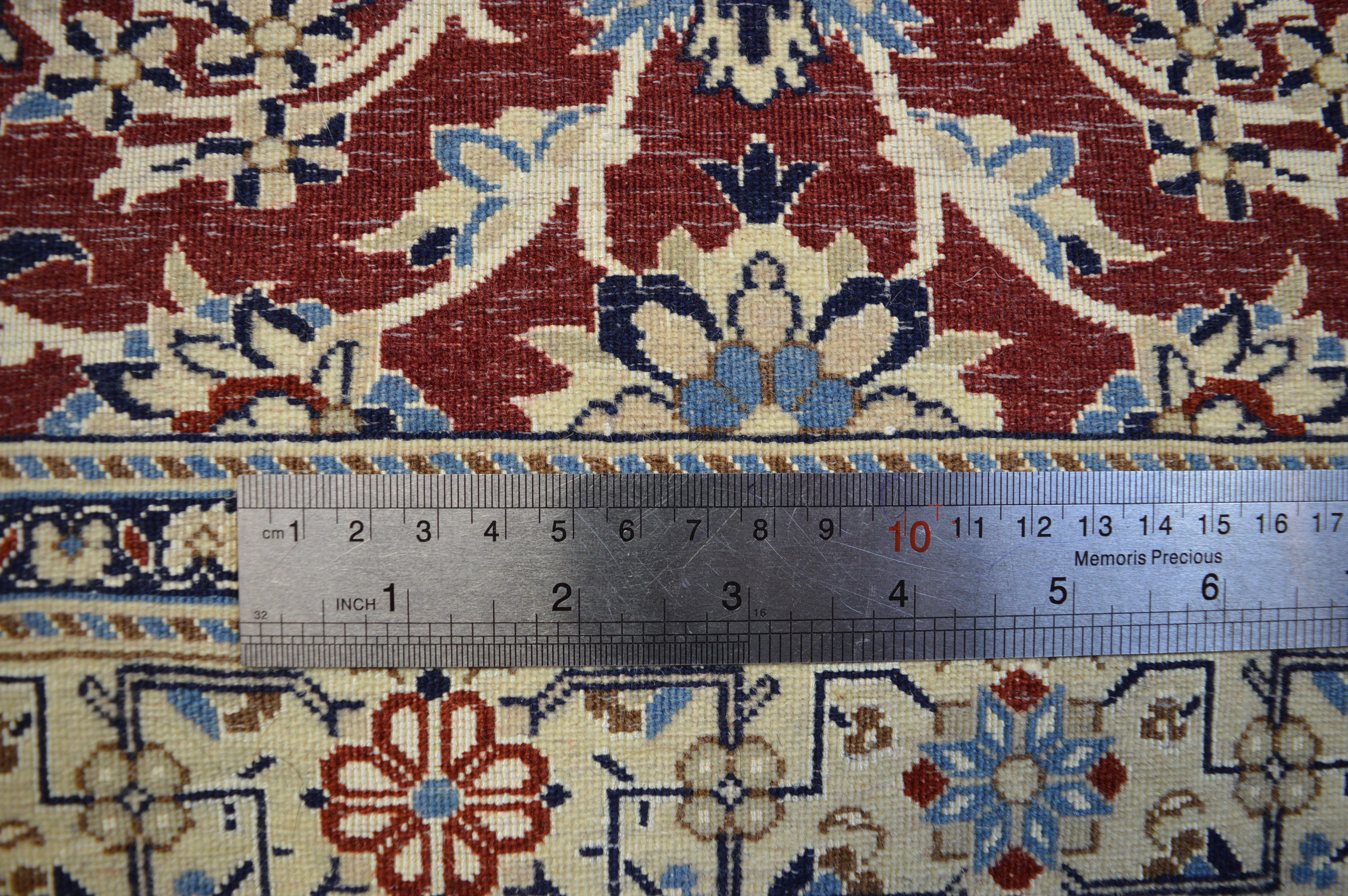 Nain habibian mit Seide *signiert 104 x 110