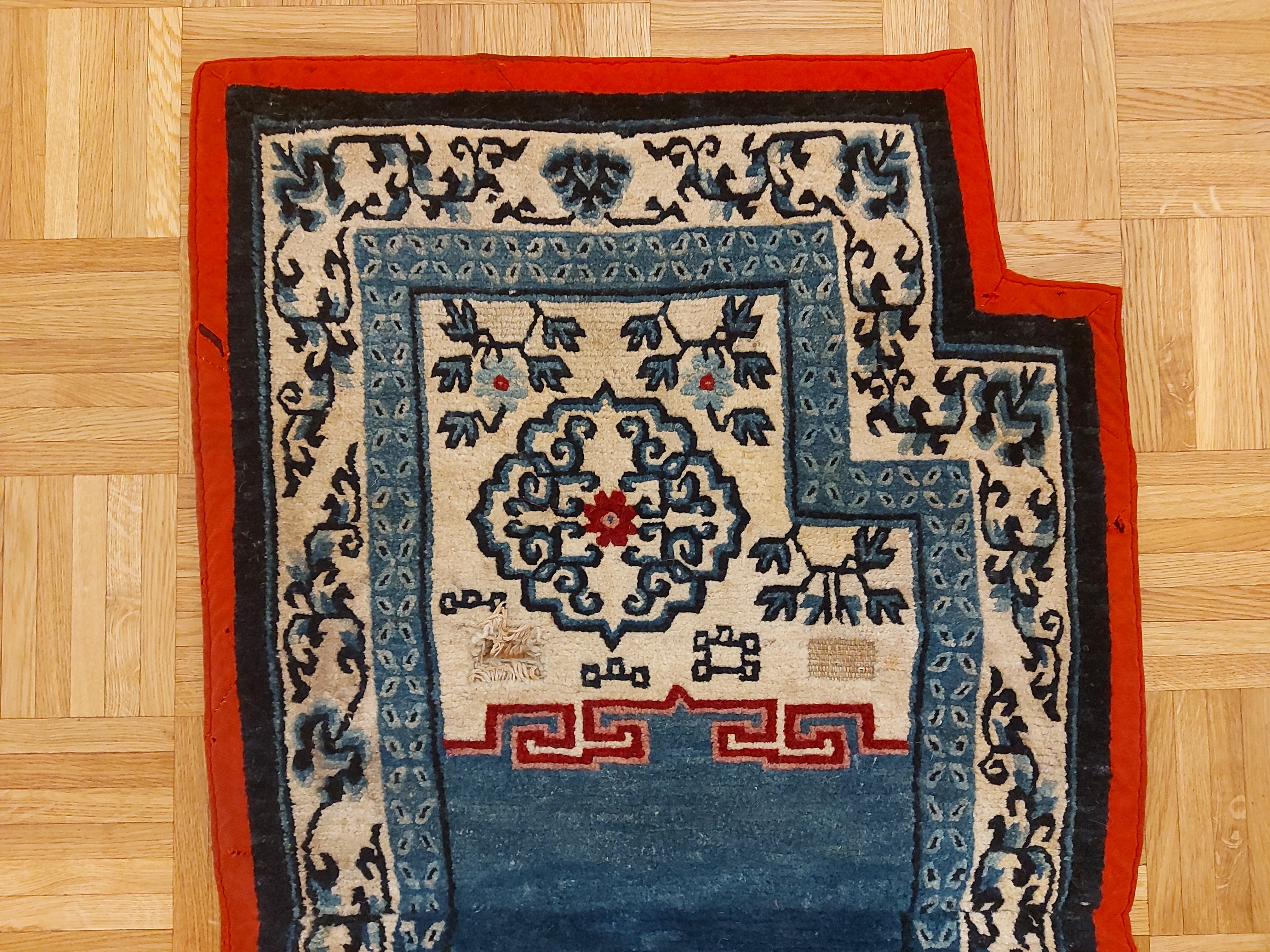 Tibet Khaden Sattel *antik* Ende 19. Jhd. 114x62cm Tibet Khaden Sattel *antik* Ende 19. Jhd. 114x62cm