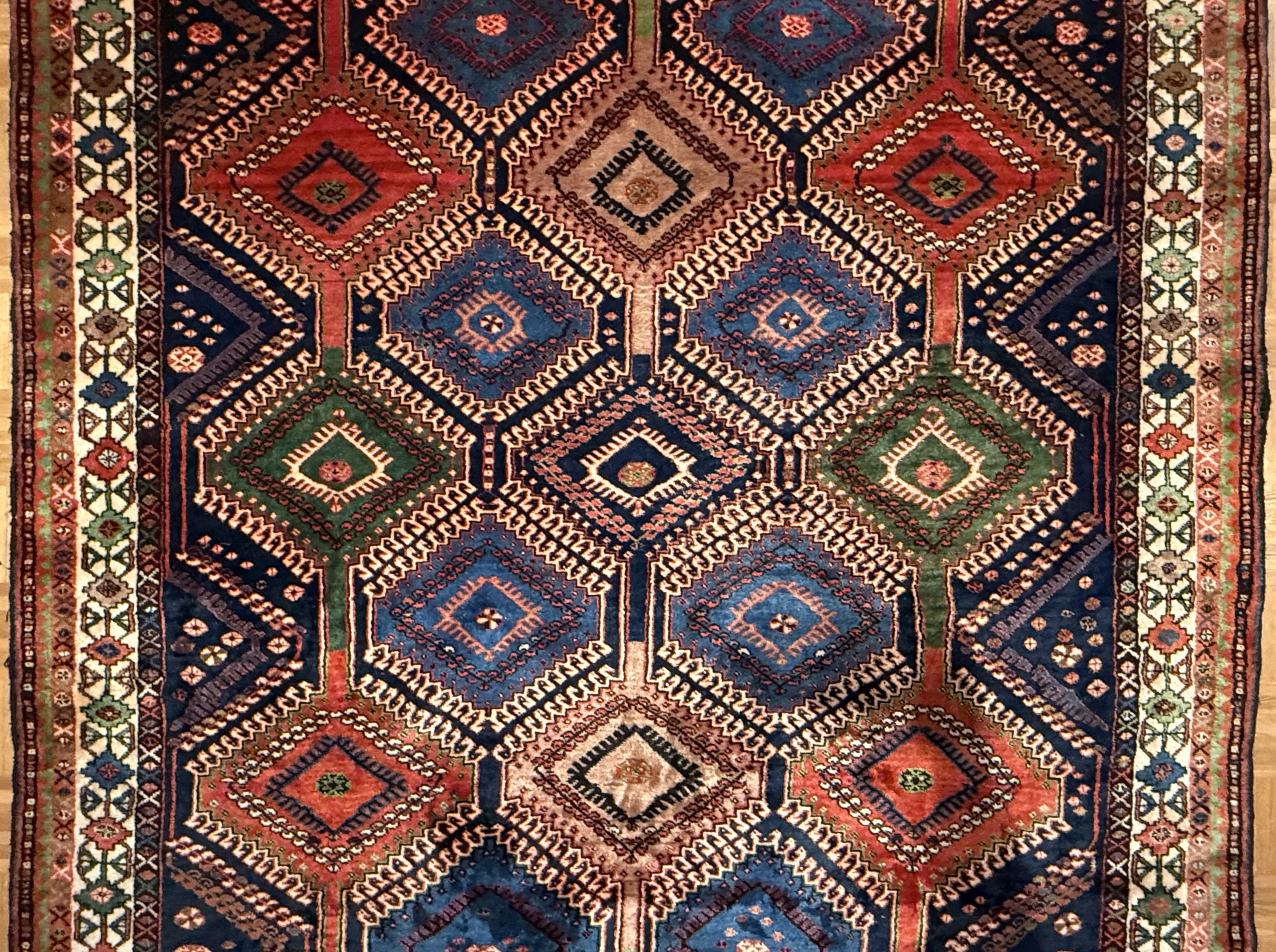 Ghashgai 285 x 208