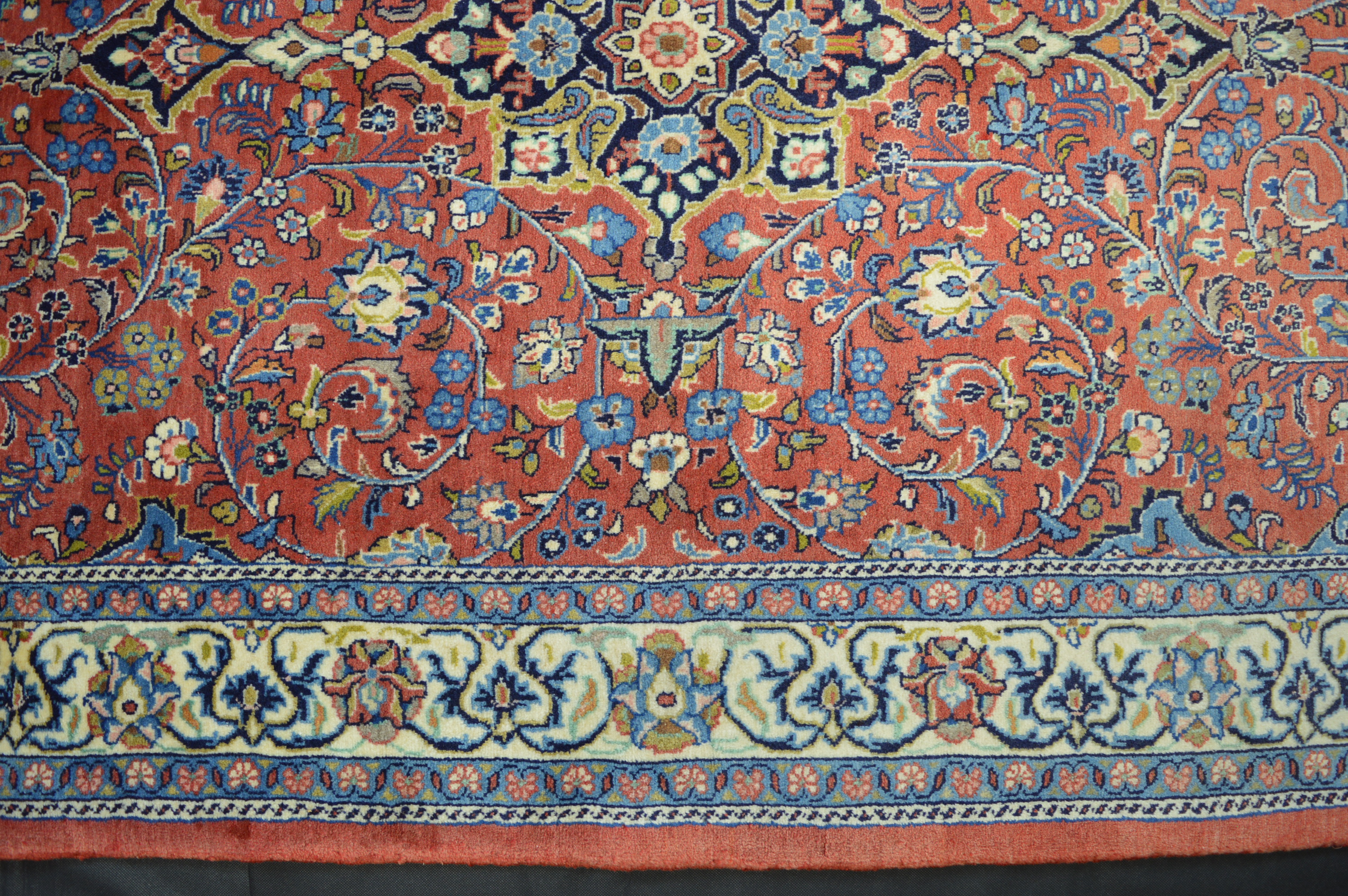 Saruk  *neu* 211 x 134