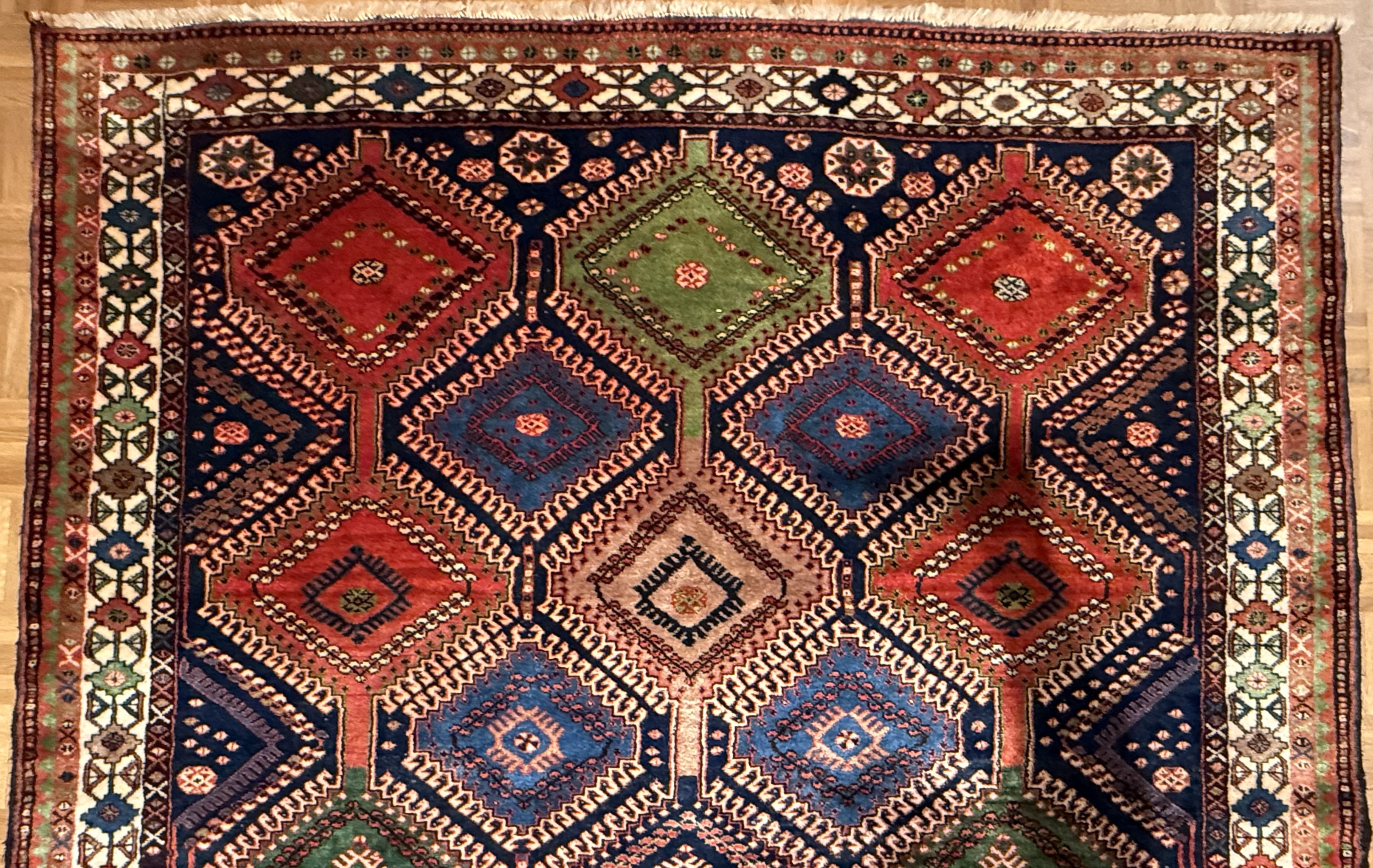 Ghashgai 285 x 208